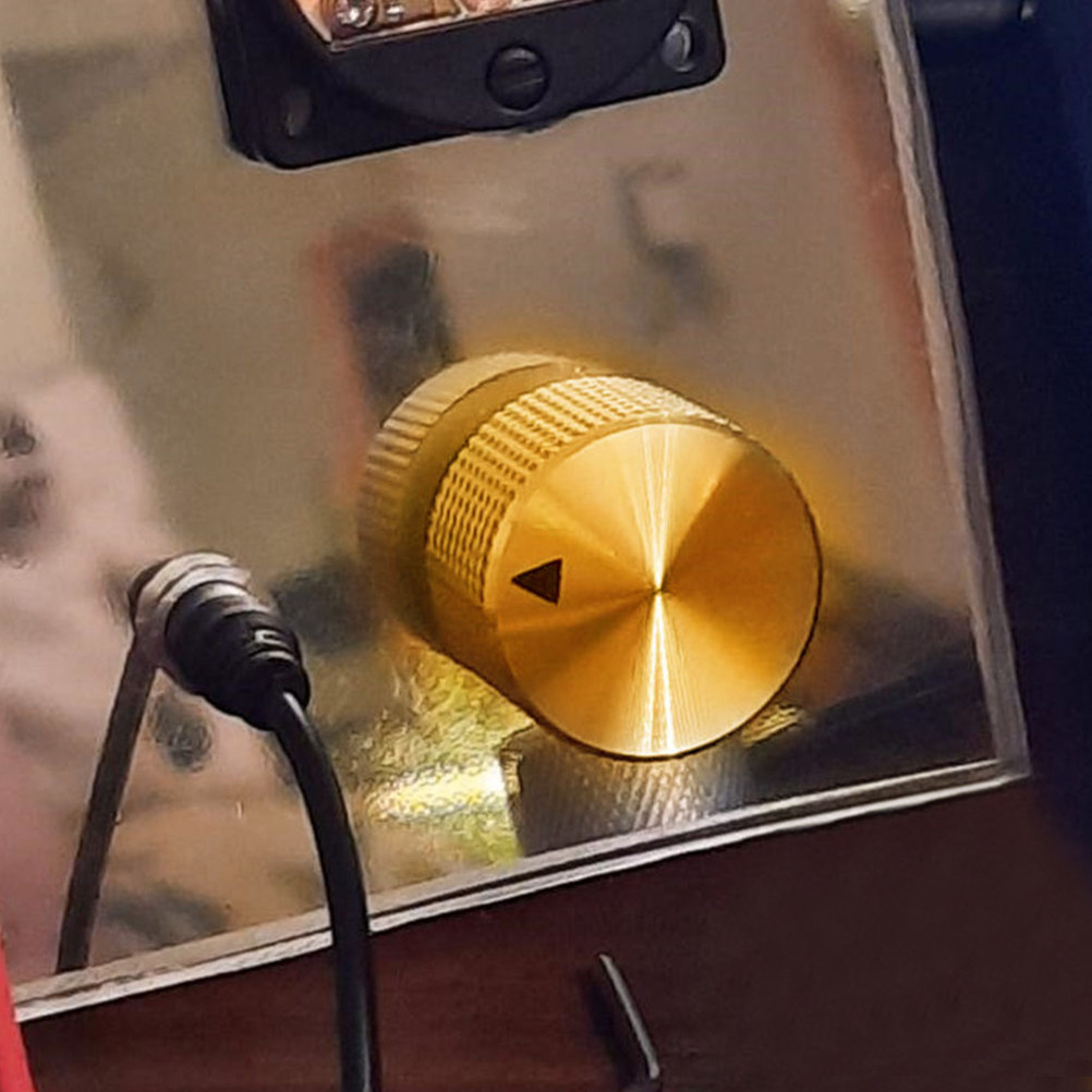 مقابض جيتار من الألومنيوم للجي - مراجعة Knob Aluminum وسعره